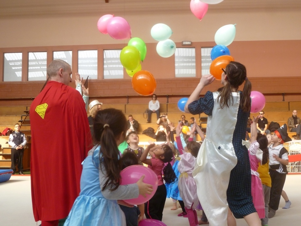 Ambiance "Carnaval" en Petite Enfance !